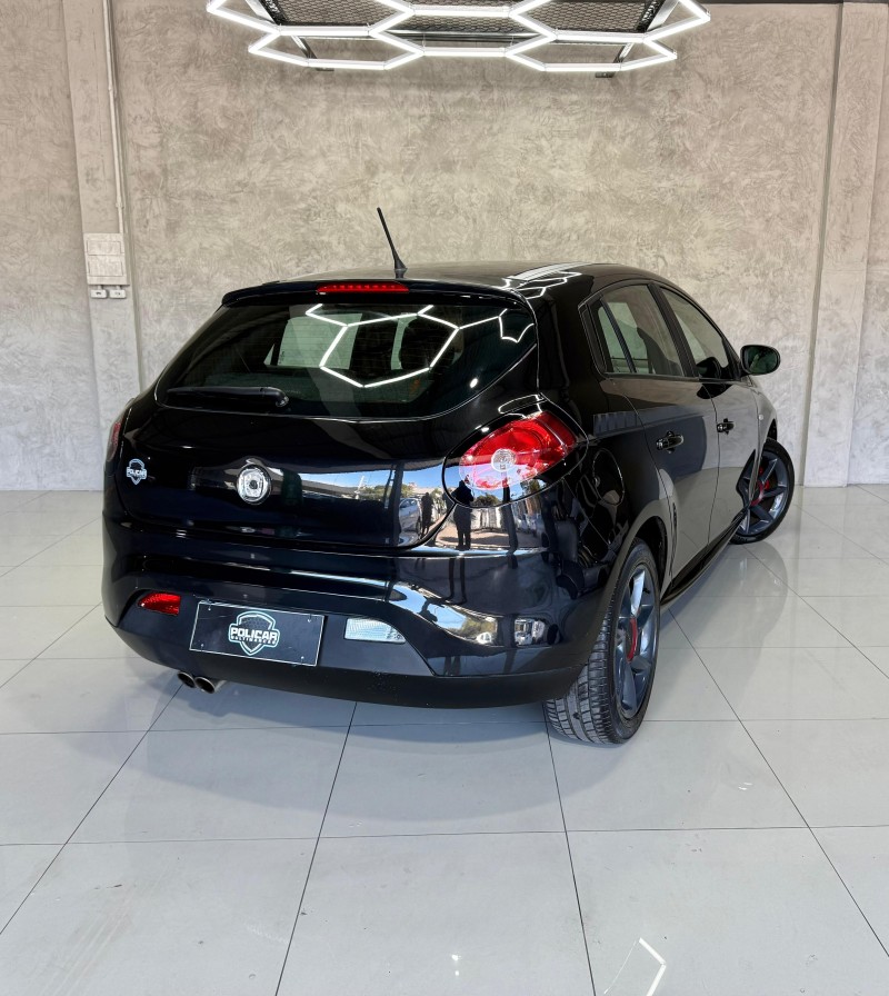 BRAVO 1.8 SPORTING 16V FLEX 4P MANUAL - 2016 - CAXIAS DO SUL