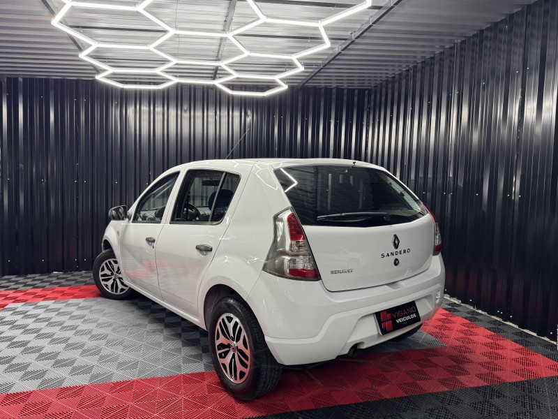 SANDERO 1.0 EXPRESSION 16V FLEX 4P MANUAL - 2014 - CAXIAS DO SUL
