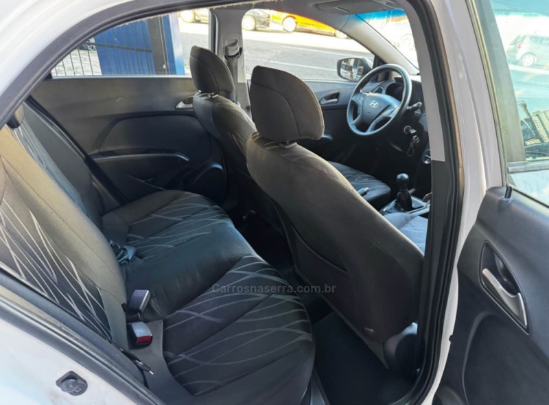 HB20 1.0 COMFORT PLUS 12V FLEX 4P MANUAL - 2014 - CAXIAS DO SUL