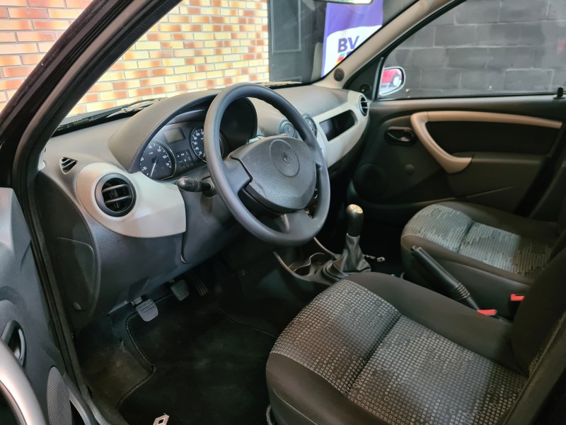 SANDERO 1.0 EXPRESSION 16V FLEX 4P MANUAL - 2009 - FARROUPILHA