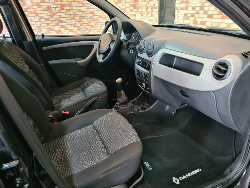SANDERO 1.0 EXPRESSION 16V FLEX 4P MANUAL - 2009 - FARROUPILHA