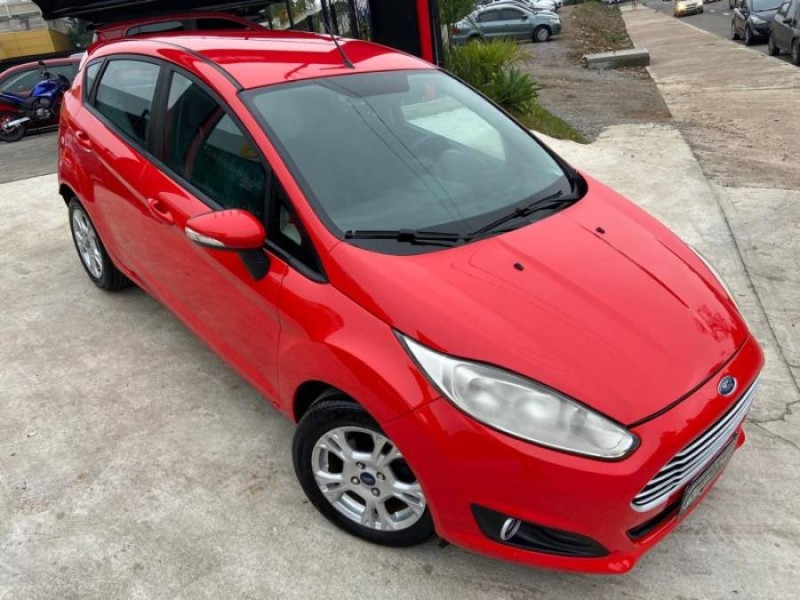 fiesta 1.6 se hatch 16v flex 4p manual 2014 caxias do sul