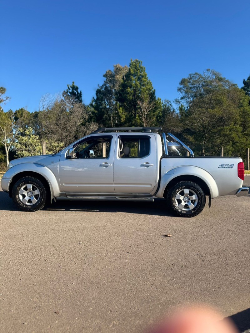 FRONTIER 2.5 LE 4X4 CD TURBO ELETRONIC DIESEL 4P MANUAL - 2011 - BENTO GONçALVES