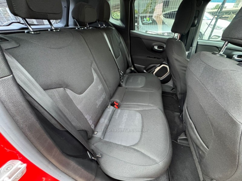 RENEGADE 1.8 16V FLEX LONGITUDE 4P AUTOMÁTICO - 2016 - TAPEJARA