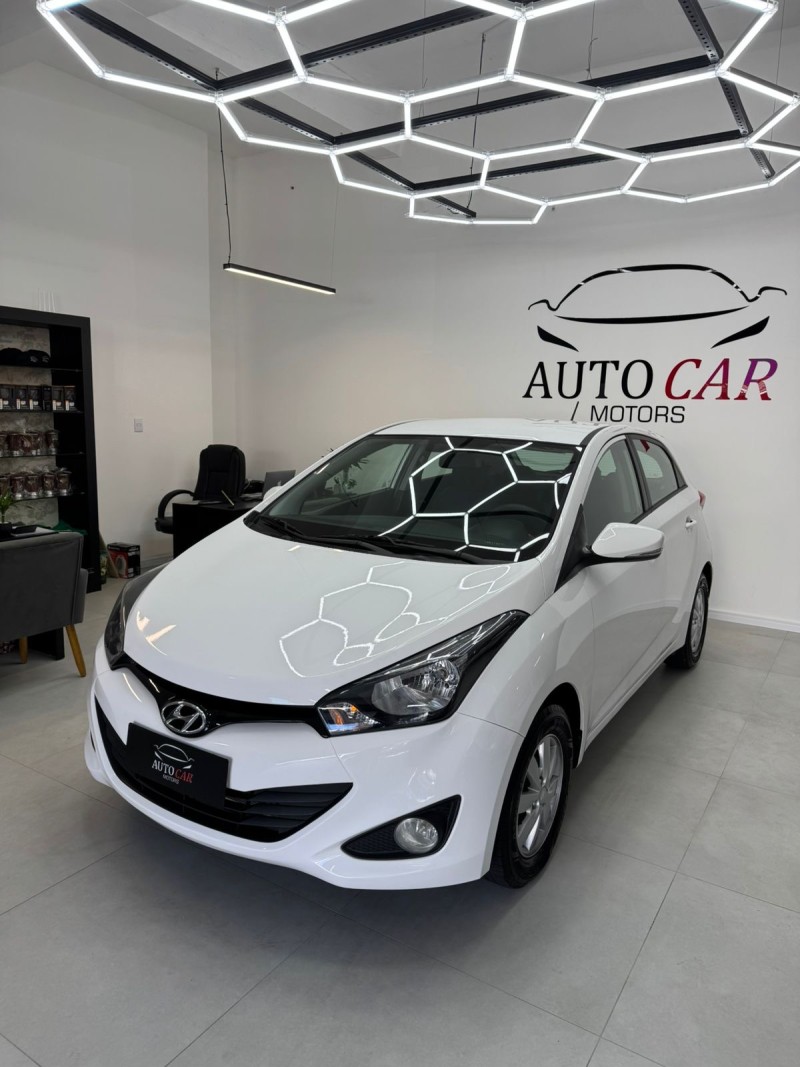 HB20 1.6 COMFORT PLUS 16V FLEX 4P MANUAL - 2015 - CAXIAS DO SUL