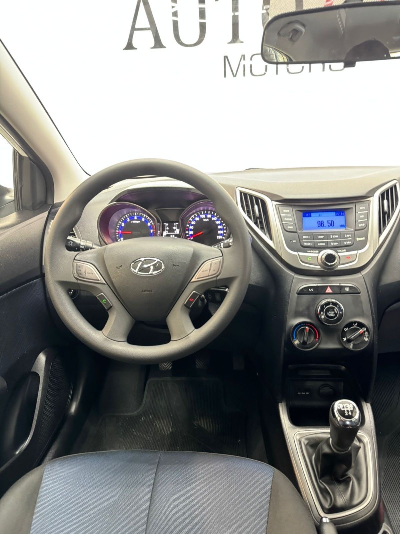 HB20 1.6 COMFORT PLUS 16V FLEX 4P MANUAL - 2015 - CAXIAS DO SUL