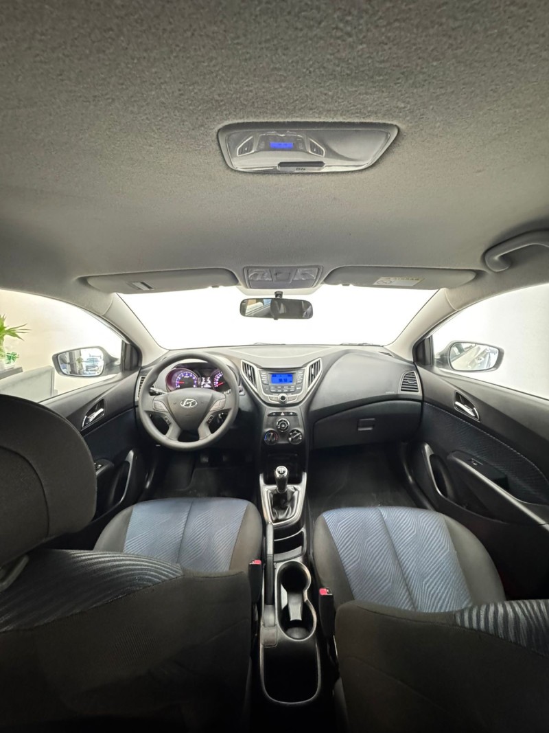 HB20 1.6 COMFORT PLUS 16V FLEX 4P MANUAL - 2015 - CAXIAS DO SUL