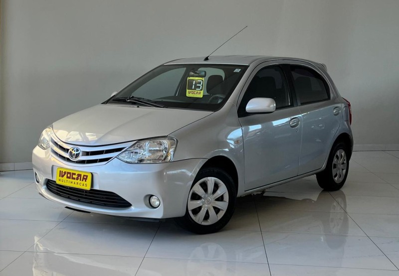 etios 1.3 xs 16v flex 4p manual 2013 vacaria