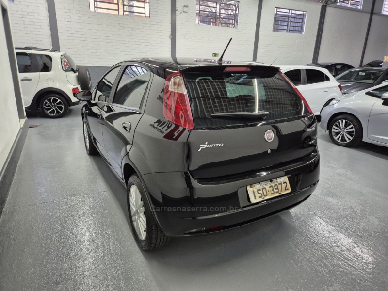 PUNTO 1.8 ESSENCE 16V FLEX 4P MANUAL - 2012 - GARIBALDI