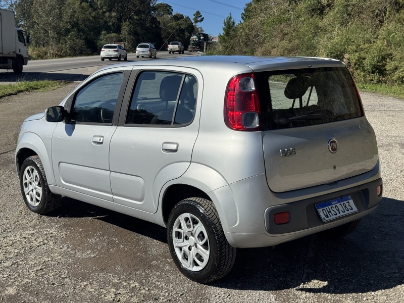 UNO 1.0 EVO VIVACE 8V FLEX 4P MANUAL - 2016 - CAXIAS DO SUL