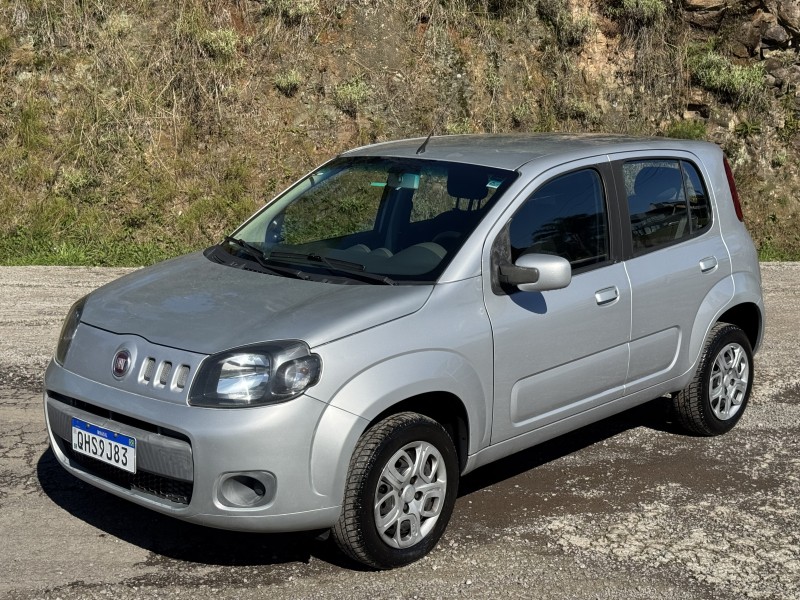 UNO 1.0 EVO VIVACE 8V FLEX 4P MANUAL - 2016 - CAXIAS DO SUL