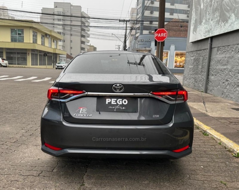 COROLLA 2.0 XEI 16V FLEX 4P AUTOMÁTICO - 2024 - BENTO GONçALVES