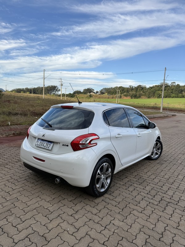208 1.6 GRIFFE 16V FLEX 4P AUTOMÁTICO - 2014 - ARROIO DO MEIO