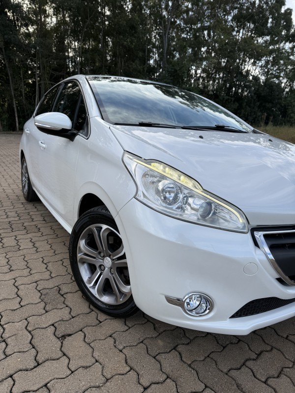 208 1.6 GRIFFE 16V FLEX 4P AUTOMÁTICO - 2014 - ARROIO DO MEIO