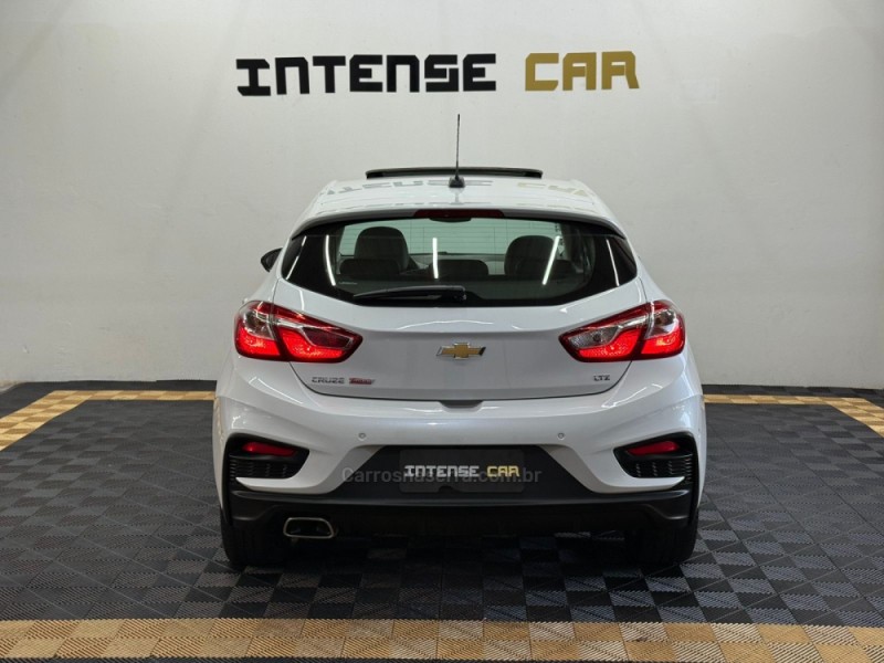 CRUZE 1.4 TURBO LTZ II SPORT HATCH 16V FLEX 4P AUTOMÁTICO - 2018 - NOVO HAMBURGO