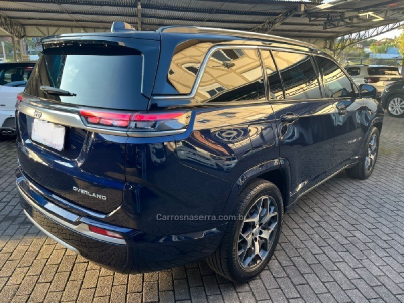 COMMANDER 1.3 OVERLAND T270 16V 4X2 TURBO FLEX 4P AUTOMÁTICO - 2022 - BENTO GONçALVES