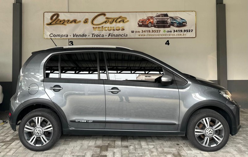UP 1.0 TSI CROSS 12V FLEX 4P MANUAL - 2018 - CAXIAS DO SUL