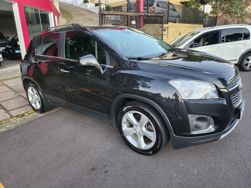 TRACKER 1.8 MPFI LTZ 4X2 16V FLEX 4P AUTOMÁTICO - 2015 - VERANóPOLIS