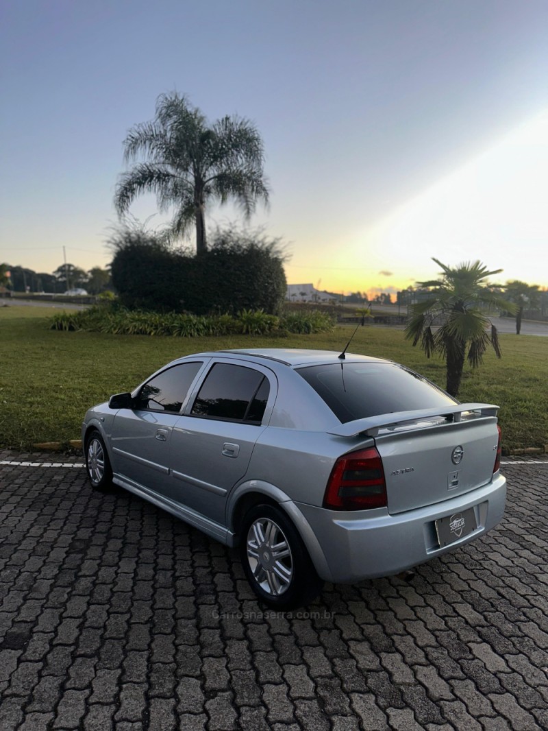 ASTRA 2.0 MPFI ELEGANCE 8V FLEX 4P MANUAL - 2006 - CAXIAS DO SUL