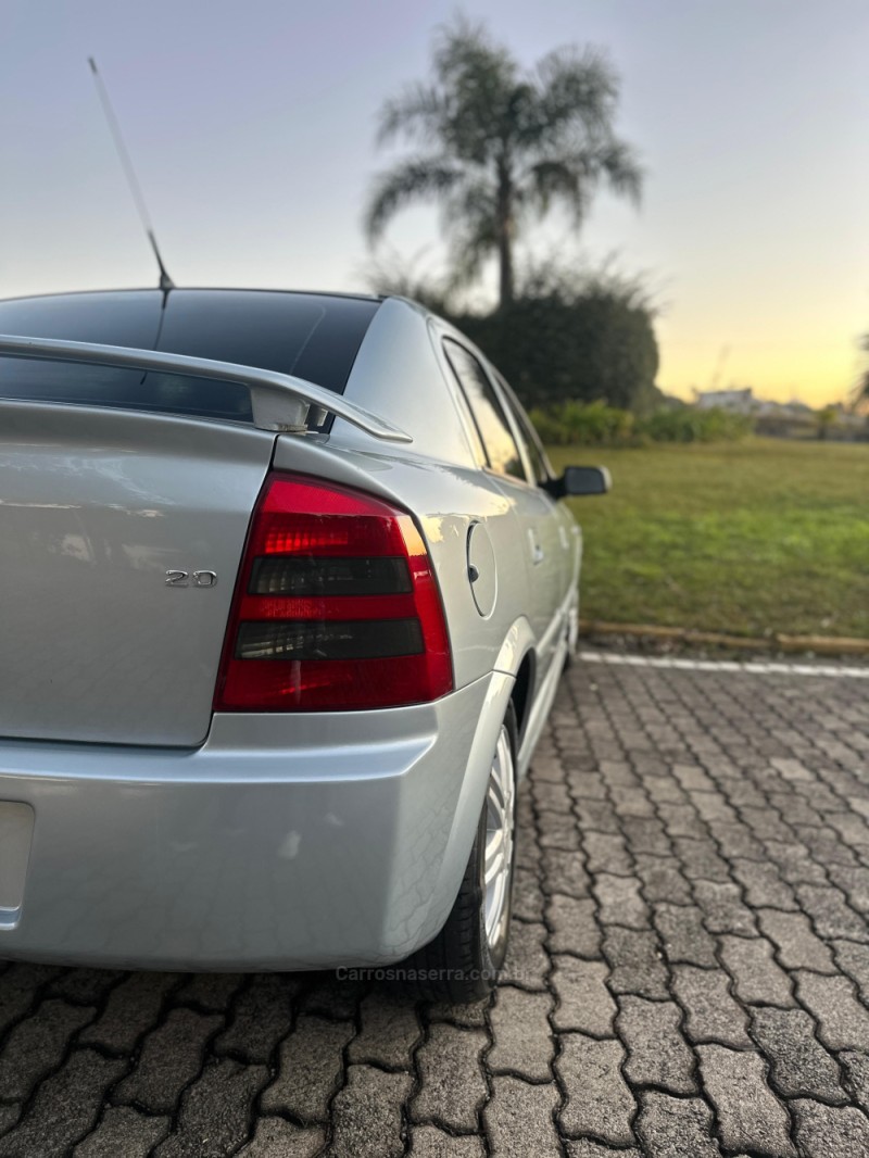 ASTRA 2.0 MPFI ELEGANCE 8V FLEX 4P MANUAL - 2006 - CAXIAS DO SUL