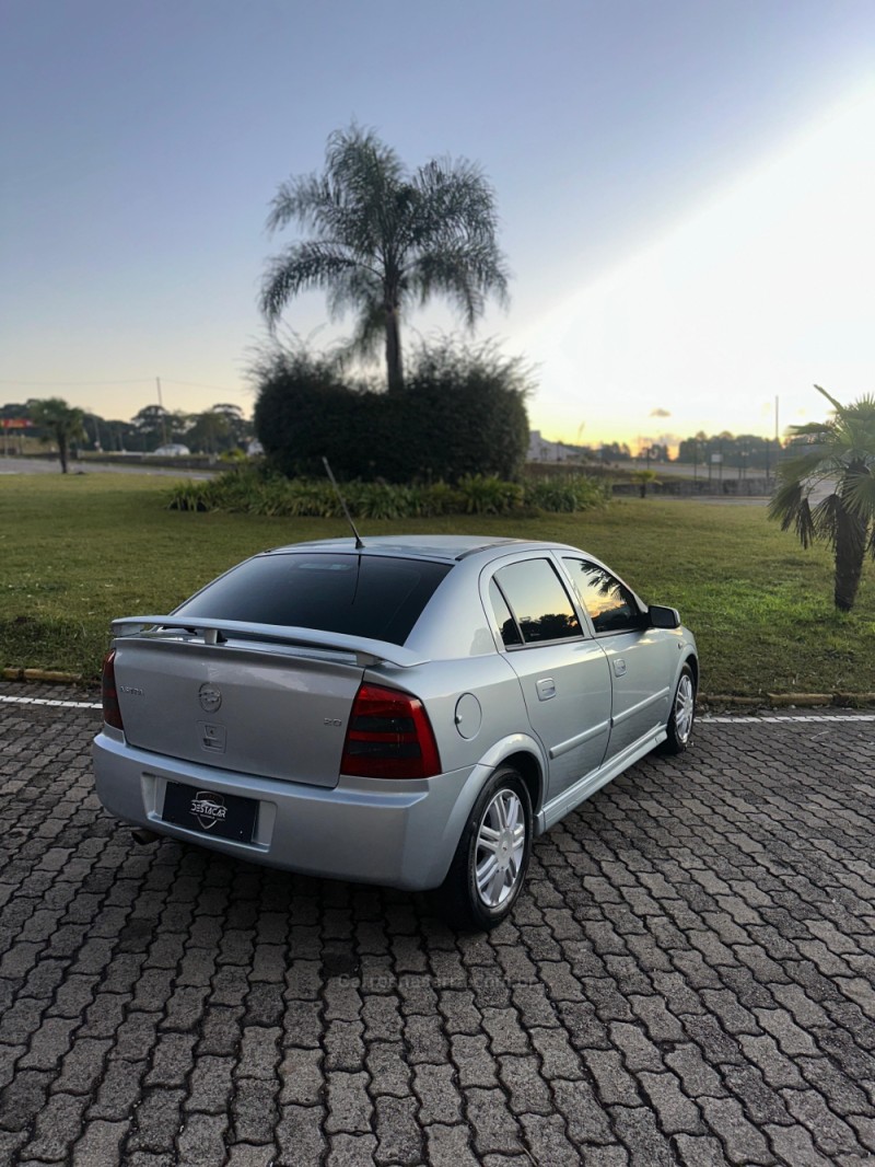 ASTRA 2.0 MPFI ELEGANCE 8V FLEX 4P MANUAL - 2006 - CAXIAS DO SUL
