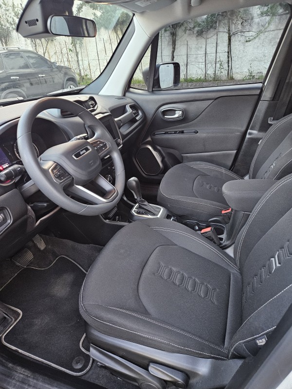 RENEGADE 1.3 SPORT T270 16V TURBO FLEX 4P AUTOMÁTICO - 2024 - FARROUPILHA