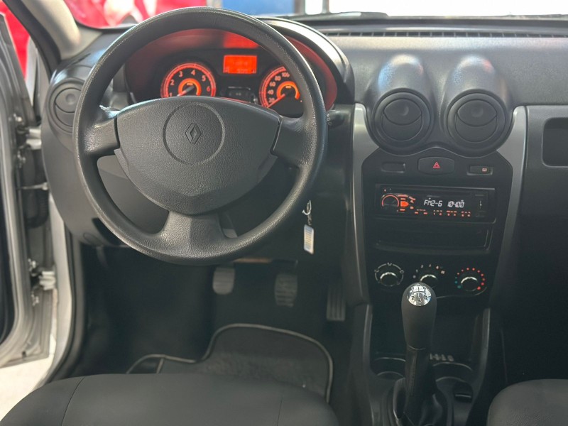 SANDERO 1.0 AUTHENTIQUE 16V FLEX 4P MANUAL - 2013 - CAXIAS DO SUL