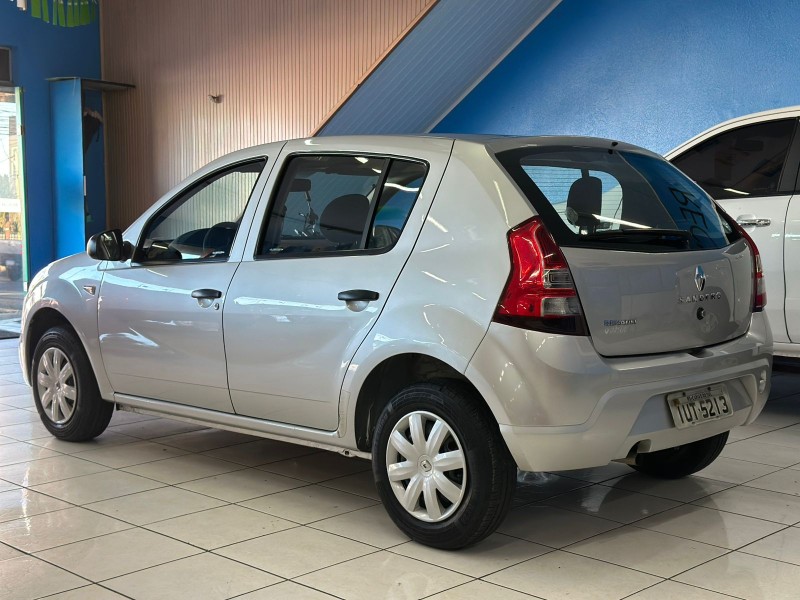 SANDERO 1.0 AUTHENTIQUE 16V FLEX 4P MANUAL - 2013 - CAXIAS DO SUL