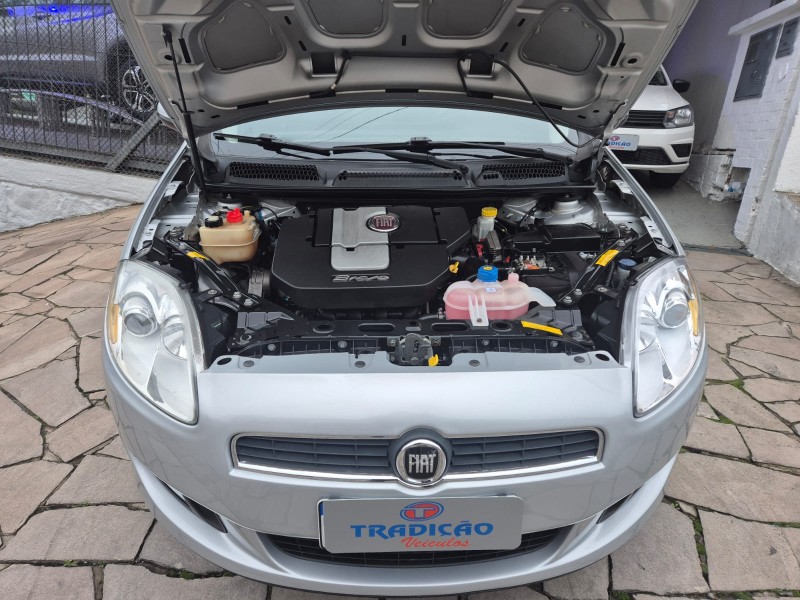BRAVO 1.8 ESSENCE 16V FLEX 4P MANUAL - 2012 - CAXIAS DO SUL
