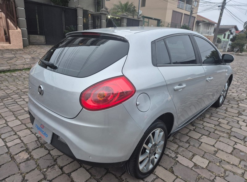BRAVO 1.8 ESSENCE 16V FLEX 4P MANUAL - 2012 - CAXIAS DO SUL