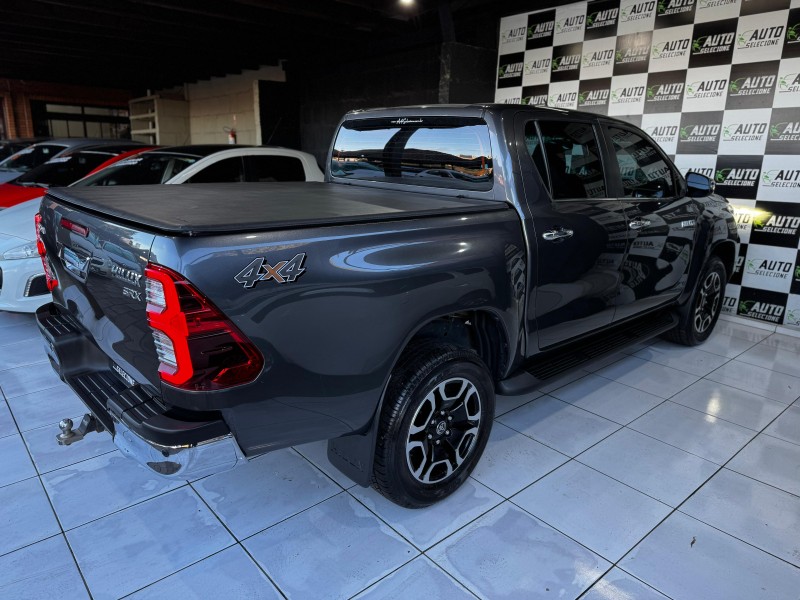 HILUX 2.8 SRX 4X4 CD 16V DIESEL 4P AUTOMÁTICO - 2023 - CAXIAS DO SUL
