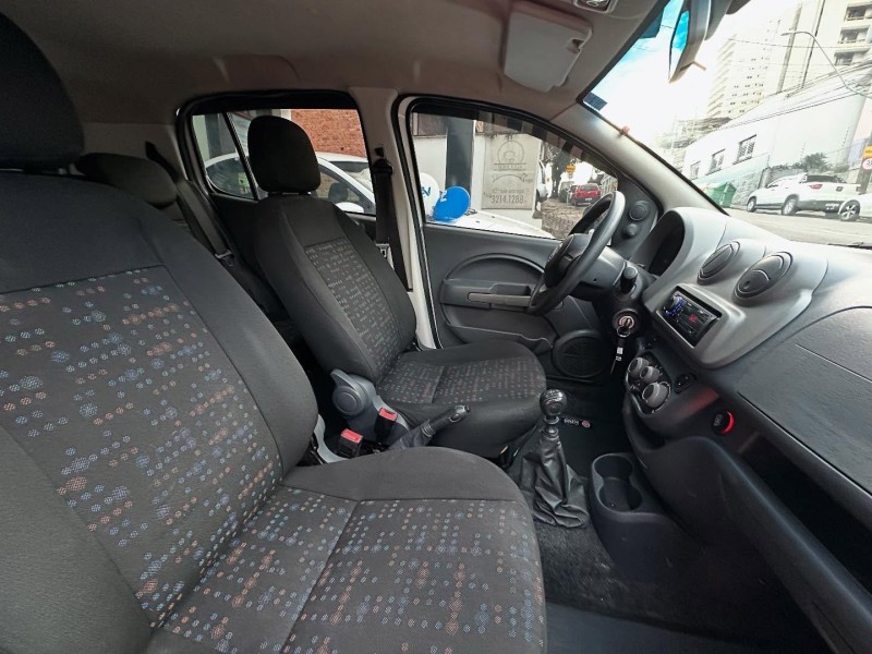 UNO 1.0 VIVACE 8V FLEX 4P MANUAL - 2015 - CAXIAS DO SUL