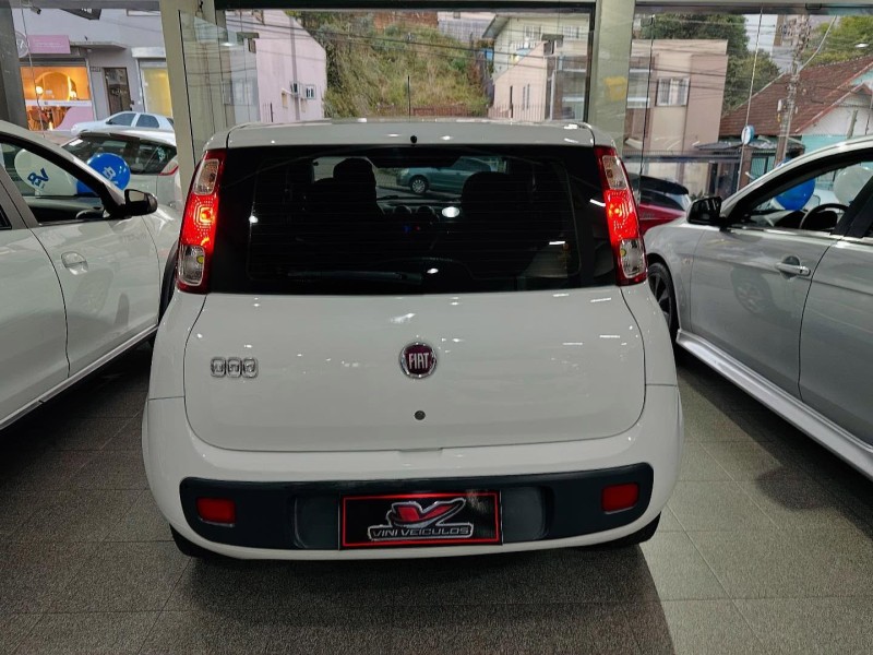 UNO 1.0 VIVACE 8V FLEX 4P MANUAL - 2015 - CAXIAS DO SUL