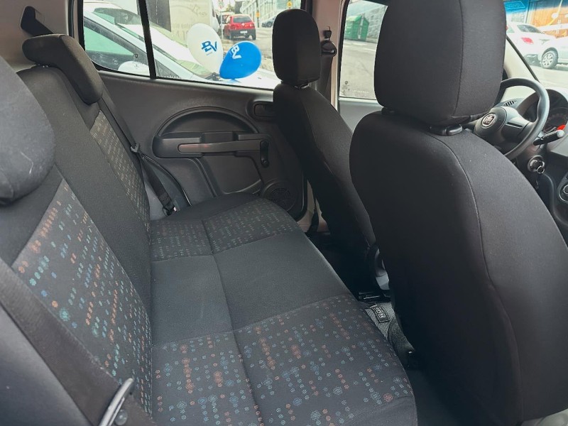 UNO 1.0 VIVACE 8V FLEX 4P MANUAL - 2015 - CAXIAS DO SUL