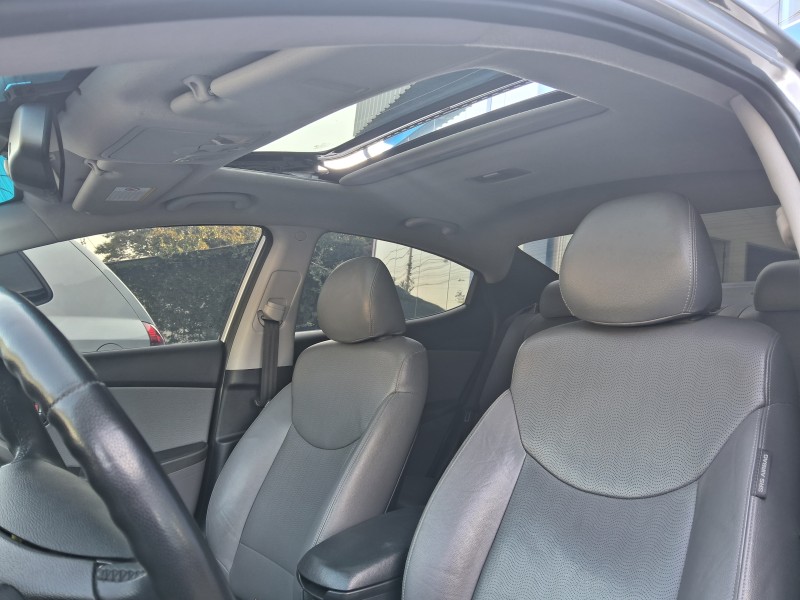 ELANTRA 1.8 GLS 16V GASOLINA 4P AUTOMÁTICO - 2013 - SãO SEBASTIãO DO CAí