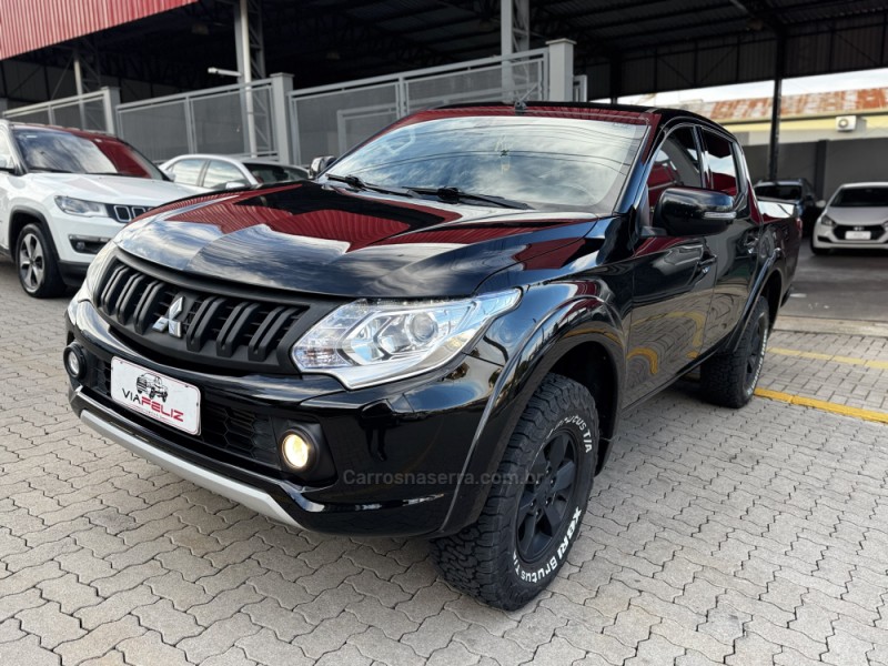 L200 TRITON 2.4 HPE-S SPORT 4X4 CD 16V DIESEL 4P AUTOMÁTICO - 2017 - FELIZ