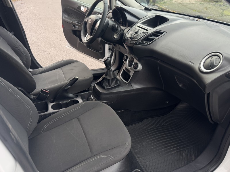 FIESTA 1.6 SE HATCH 16V FLEX 4P MANUAL - 2014 - CAXIAS DO SUL