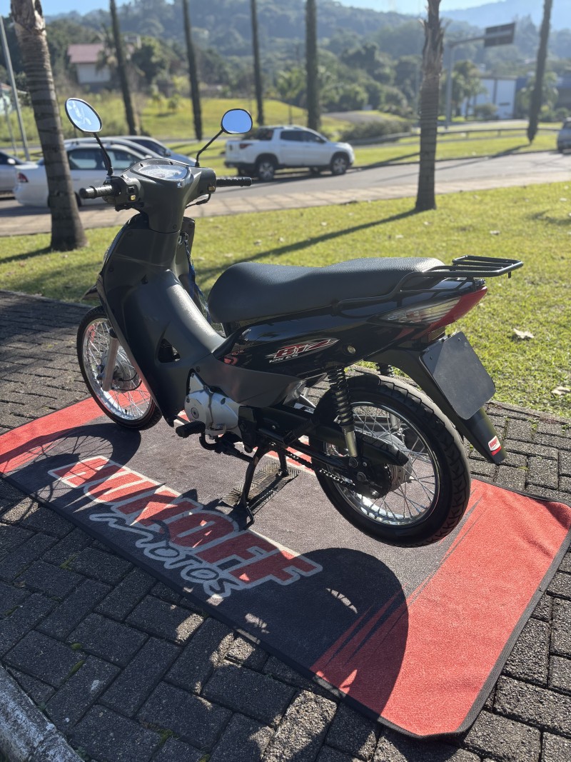 BIZ 125 ES - 2008 - FELIZ