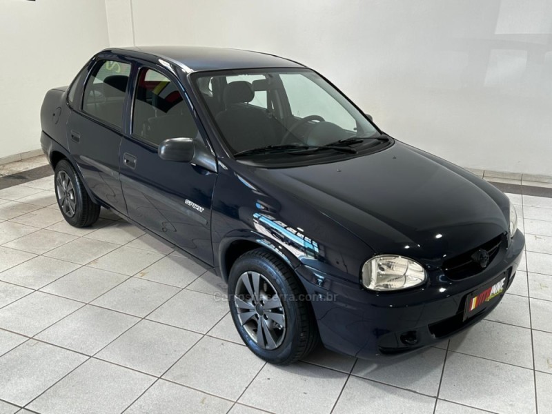 CORSA 1.6 MPFI GLS SEDAN 8V GASOLINA 4P MANUAL - 2005 - CAXIAS DO SUL