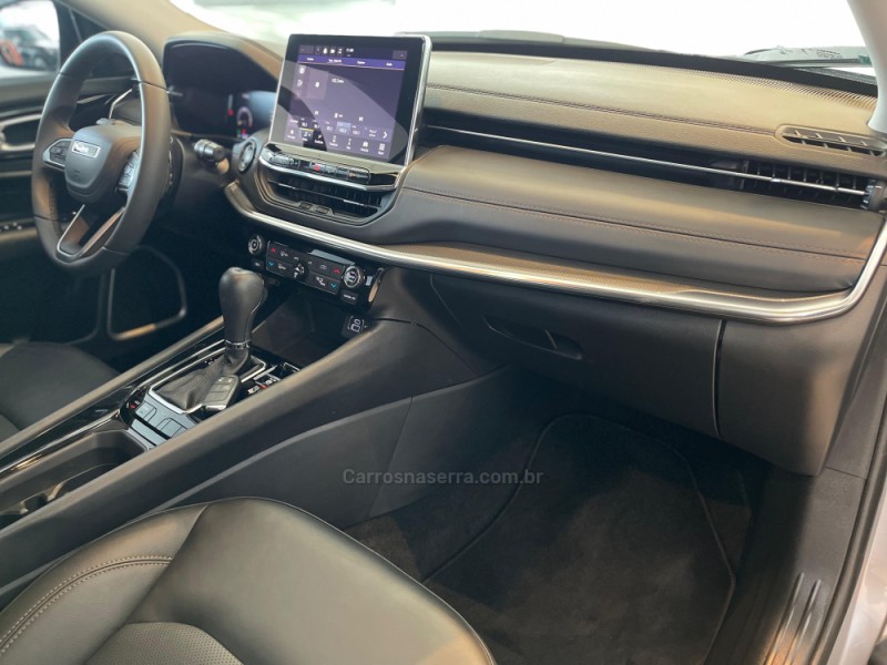 COMPASS 1.3 LIMITED T270 16V TURBO FLEX 4P AUTOMÁTICO - 2023 - SãO LEOPOLDO