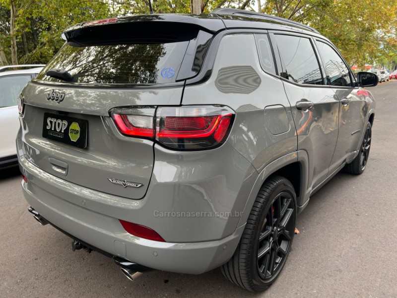 COMPASS 2.0 BLACKHAWK 4 TURBO GASOLINA 4P AUTOMÁTICO - 2025 - DOIS IRMãOS
