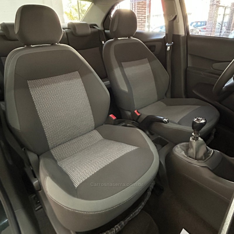 COBALT 1.4 MPFI LT 8V FLEX 4P MANUAL - 2012 - VACARIA