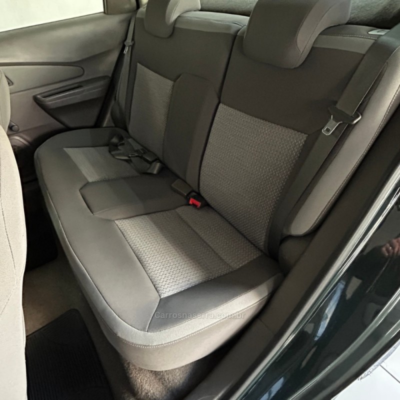 COBALT 1.4 MPFI LT 8V FLEX 4P MANUAL - 2012 - VACARIA