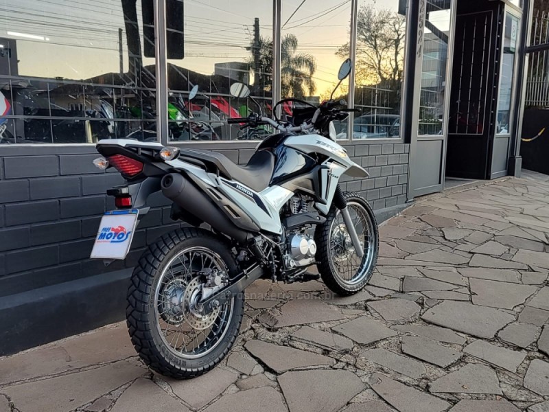 NXR 160 BROS ESDD - 2023 - FLORES DA CUNHA