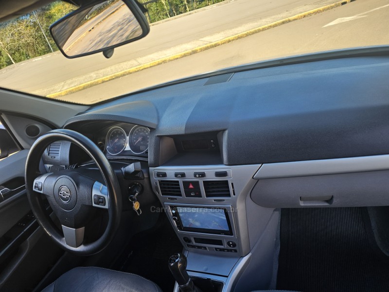 VECTRA 2.0 MPFI ELEGANCE 8V FLEX 4P MANUAL - 2009 - BENTO GONçALVES