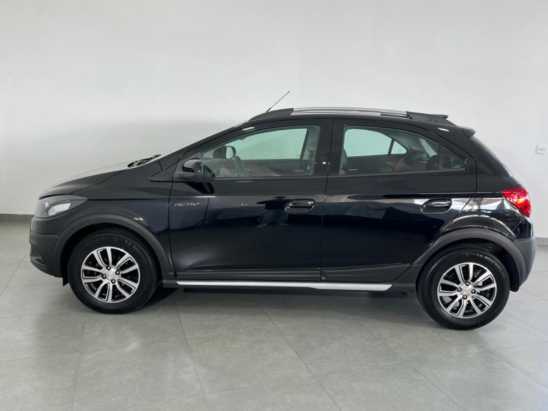 ONIX 1.4 MPFI ACTIV 8V FLEX 4P AUTOMÁTICO - 2017 - FARROUPILHA
