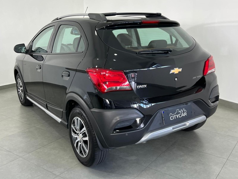 ONIX 1.4 MPFI ACTIV 8V FLEX 4P AUTOMÁTICO - 2017 - FARROUPILHA