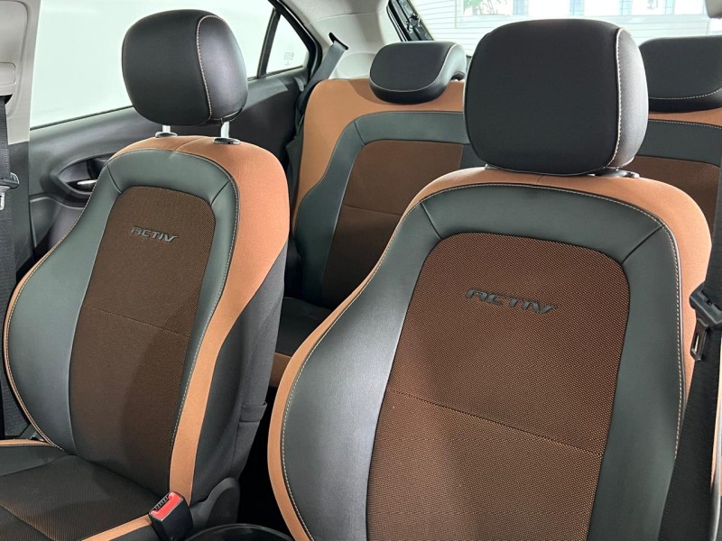 ONIX 1.4 MPFI ACTIV 8V FLEX 4P AUTOMÁTICO - 2017 - FARROUPILHA