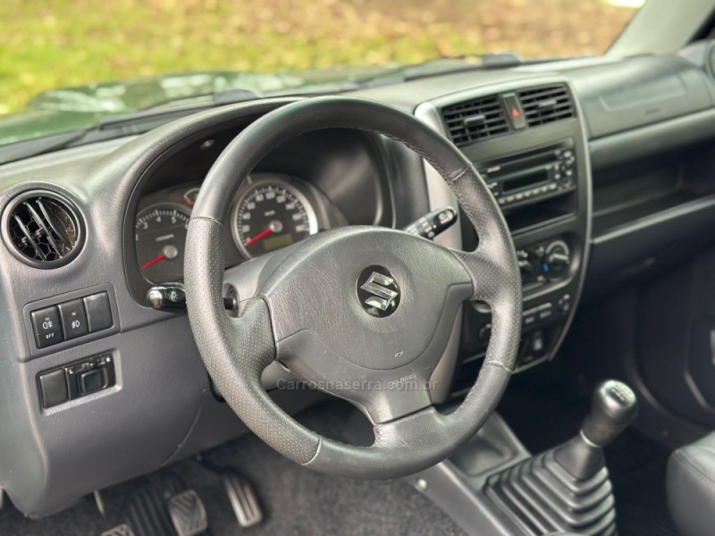 JIMNY 1.3 4ALL 4X4 16V GASOLINA 2P MANUAL - 2016 - DOIS IRMãOS