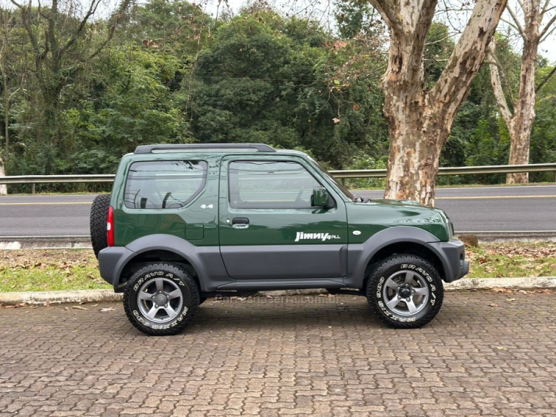 JIMNY 1.3 4ALL 4X4 16V GASOLINA 2P MANUAL - 2016 - DOIS IRMãOS
